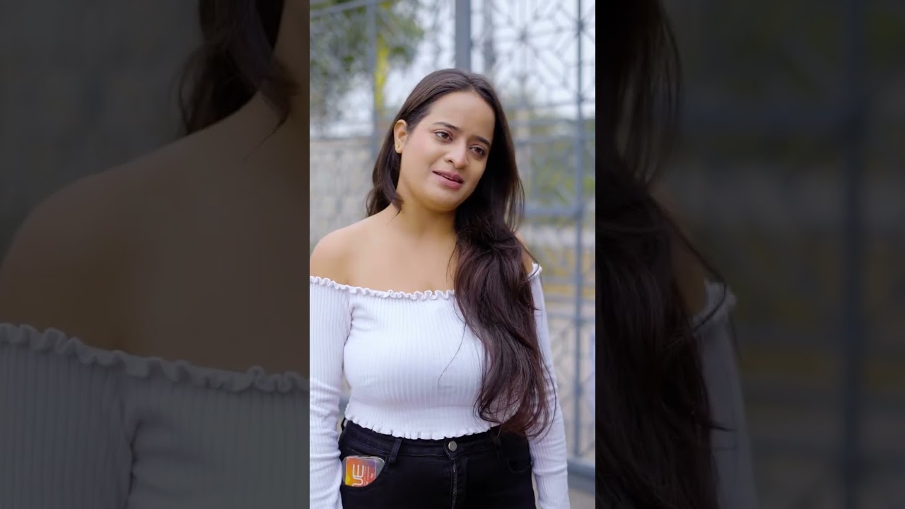 गाड ने मारा लडकी को थप्पड़ #popular #moments #tranding #video