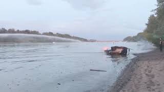 Portland Fire & Rescue puts out boat fire