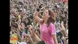 Yellowcard - Only One (live)
