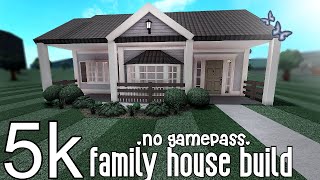 5K! BLOXBURG; FAMILY HOUSE BUILD, NO GAMEPASS!!