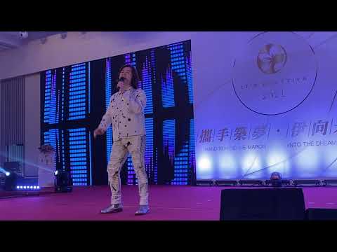 楊培安飆唱，台下觀眾一飽耳福