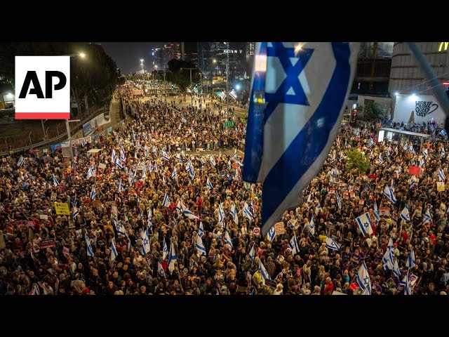 Thousands of Israelis in Tel Aviv demand cease-fire and Netanyahu