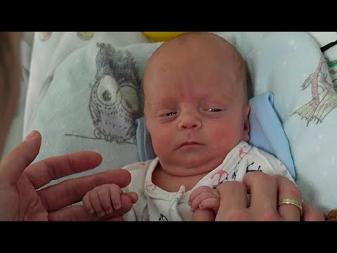 Медики спасли новорожденную девочку весом в 600 граммом в Подмосковье