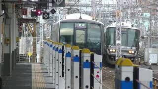 JR西日本 321系(D17編成) H普通 松井山手行き  三ノ宮(2番のりば)発車