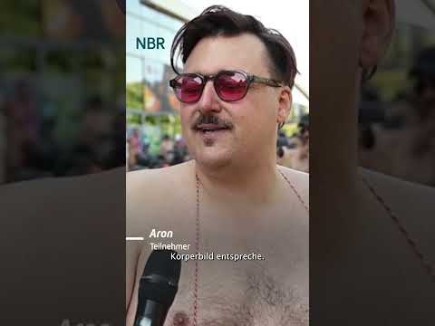 "World Naked Bike Ride" - Nackt auf dem Rad durch die Hauptstadt