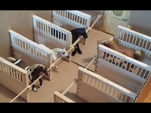 Toy Horse Barn Layout