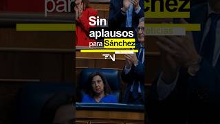 Margarita Robles refrains from applauding Sánchez