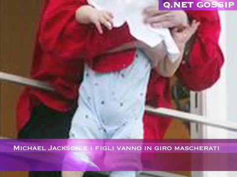 Michael Jackson e i figli vanno in giro mascherati 