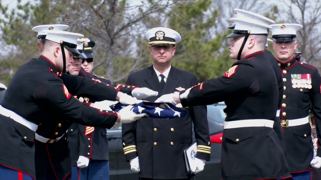 Military Funeral Etiquette and Protocols to Expect | LoveToKnow