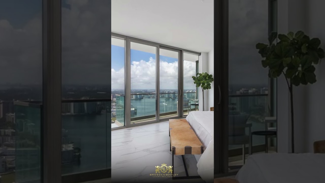 🏙 Your Miami Dream for $3,350,000 at 18975 Collins! ✨ 