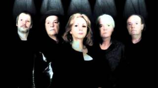 Clannad - Ní Lá na Gaoithe Lá na Scoilb?