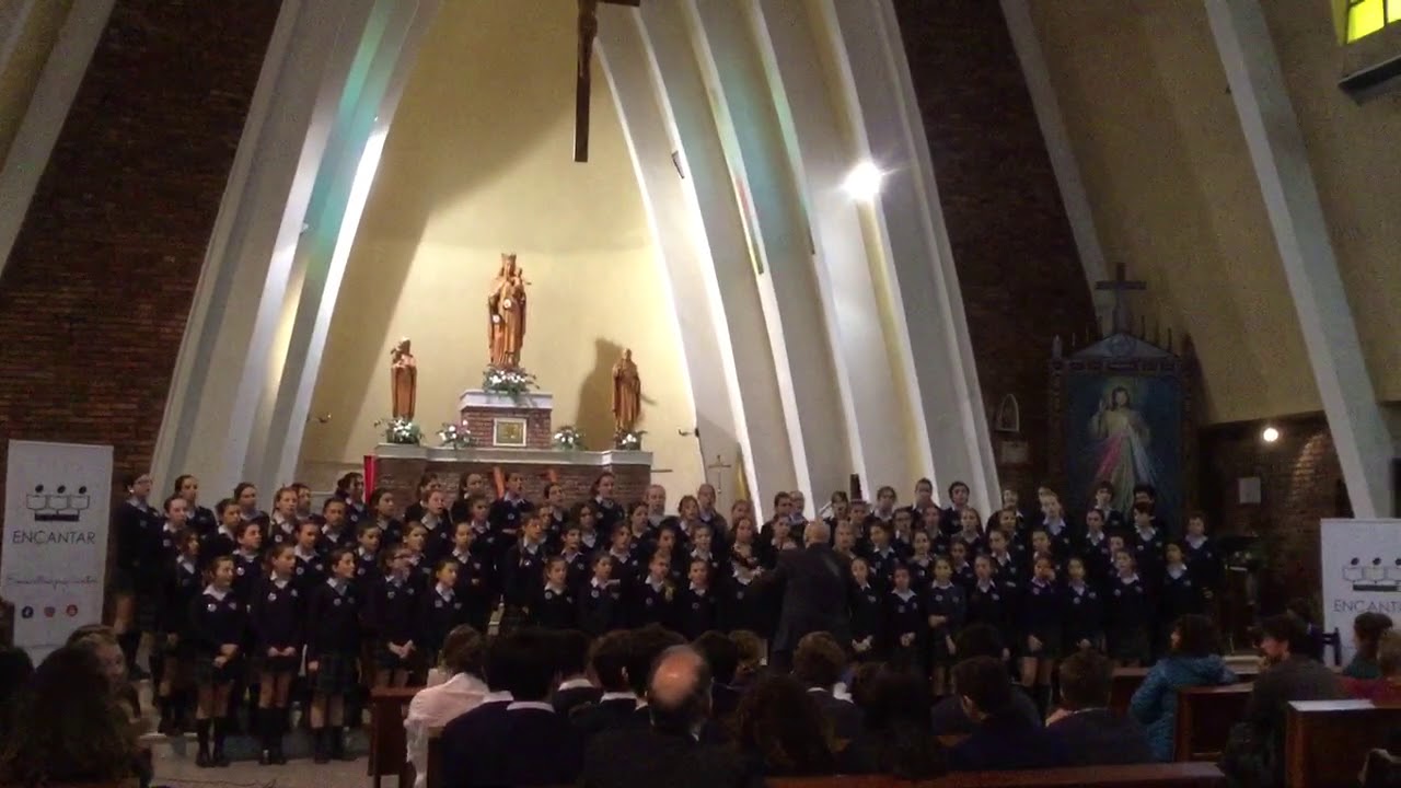 '39 - QUEEN - St. Andrew's Intermediate Choir