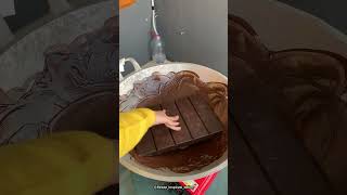Download Lagu Mencairkan coklat super besar #vd MP3 Download Lagu Mencairkan coklat super besar #vd MP3