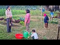 Tuyet told Thu about her health condition after going to the doctor.