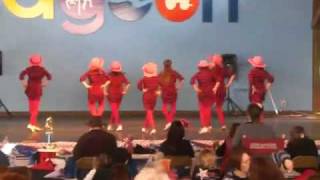 Lagoon Dance Competition 2010  *Dynamite Dolls*