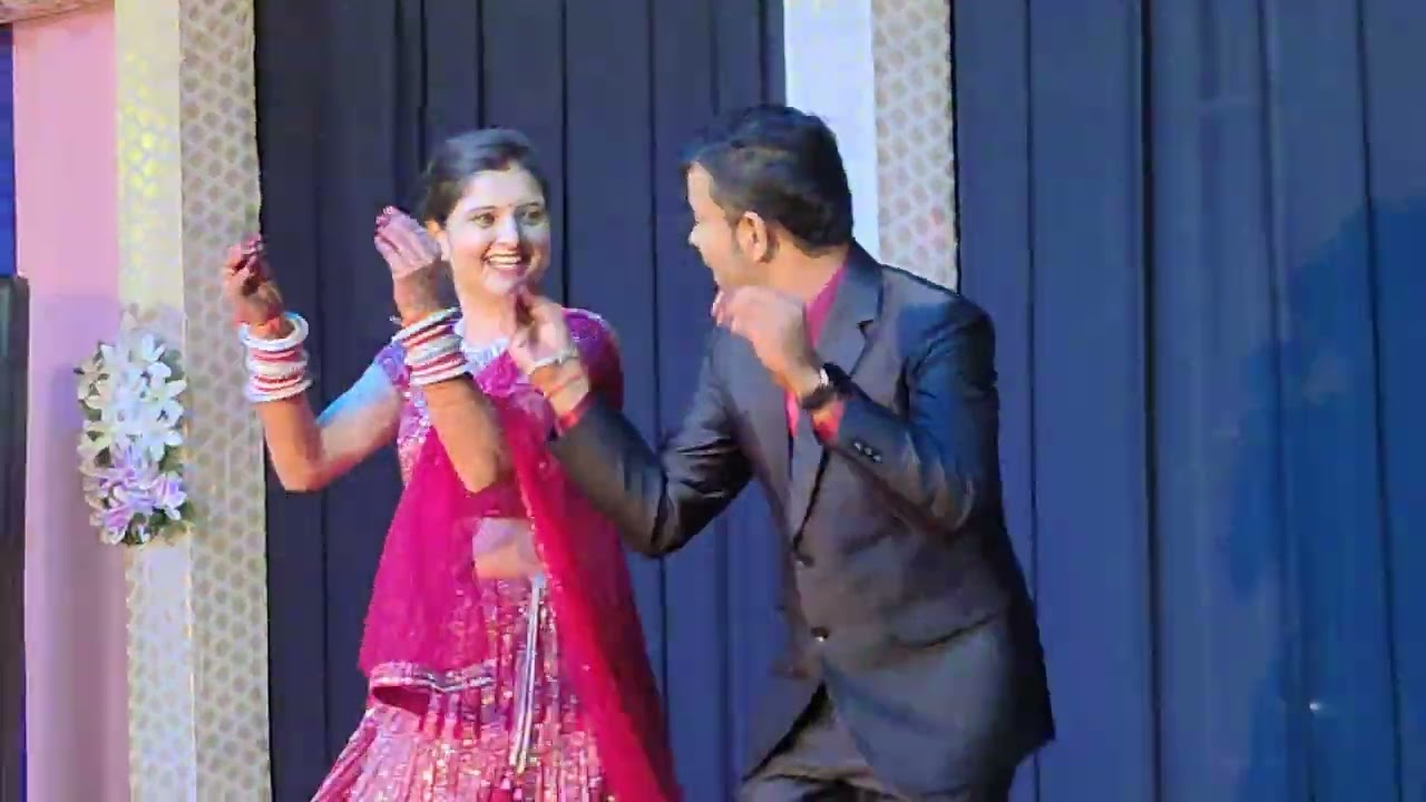 Wedding Sangeet Dance | Kisi disco mein jaaye X Akhiyon se goli maare | Couple dance