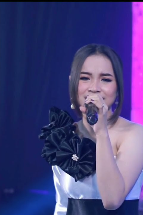 STORY WA / HITAM BUKAN PUTIH (TASYA ROSMALA PALLAPA)