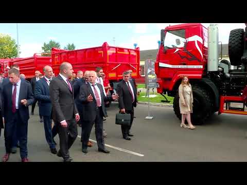 პრემიერ-მინისტრი მინსკის საავტომობილო ქარხანაში იმყოფებოდა