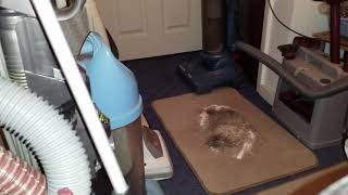 Electrolux Vitesse Versus Mess Test - First with Hose then Absolute FAIL Versus Machine!