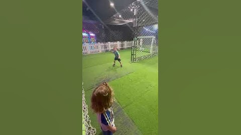 Robot Goalie in Dubai