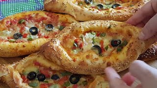 البيتزا التركية بعجينة قطنية و هشة لا تفوتكم/Pizza turque#recette_facile#😋👌