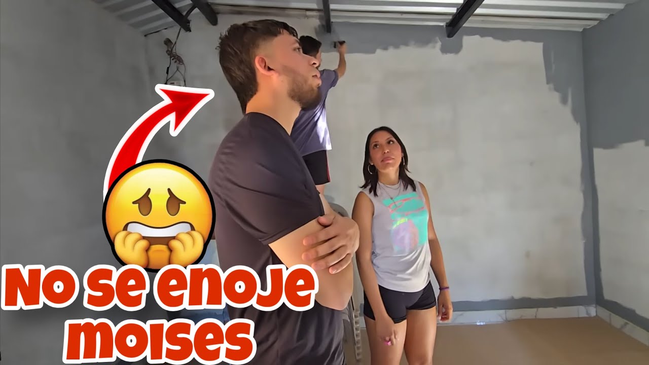 Moises No Se Mira Nada Feliz😥Por Como Estan Pintando Los Bichos 