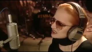 Watch Mina La Barca video