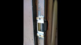 20200922 SF electric latch release repair