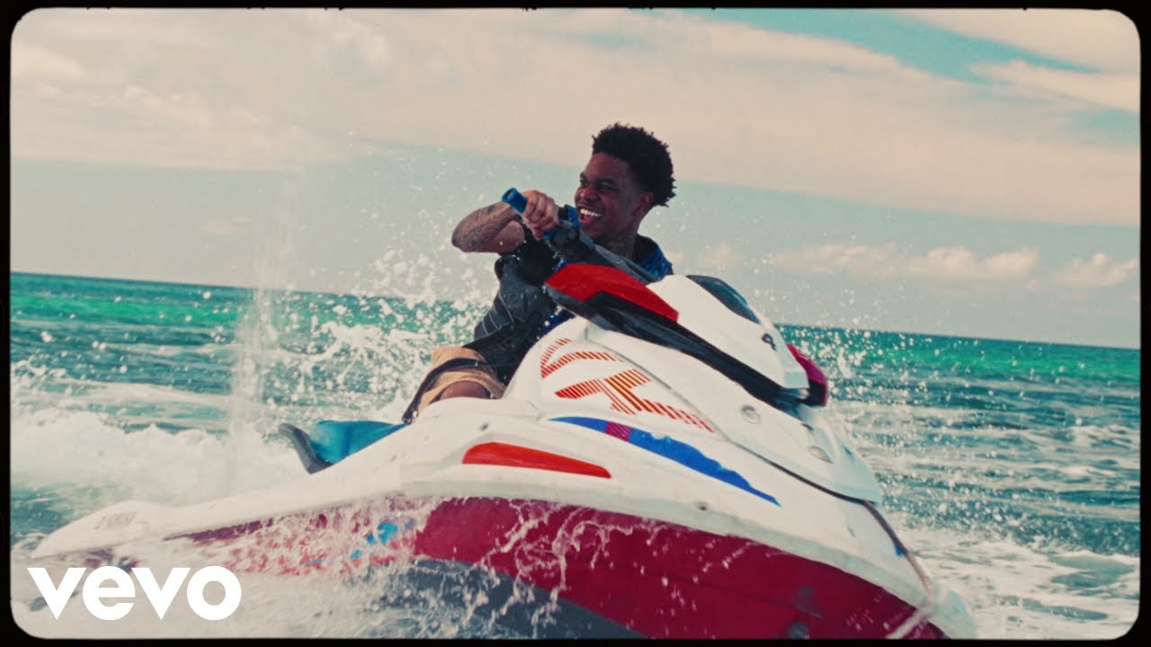 Lil Poppa, Eelmatic - Forever Young (feat. Eelmatic) (Official Video)