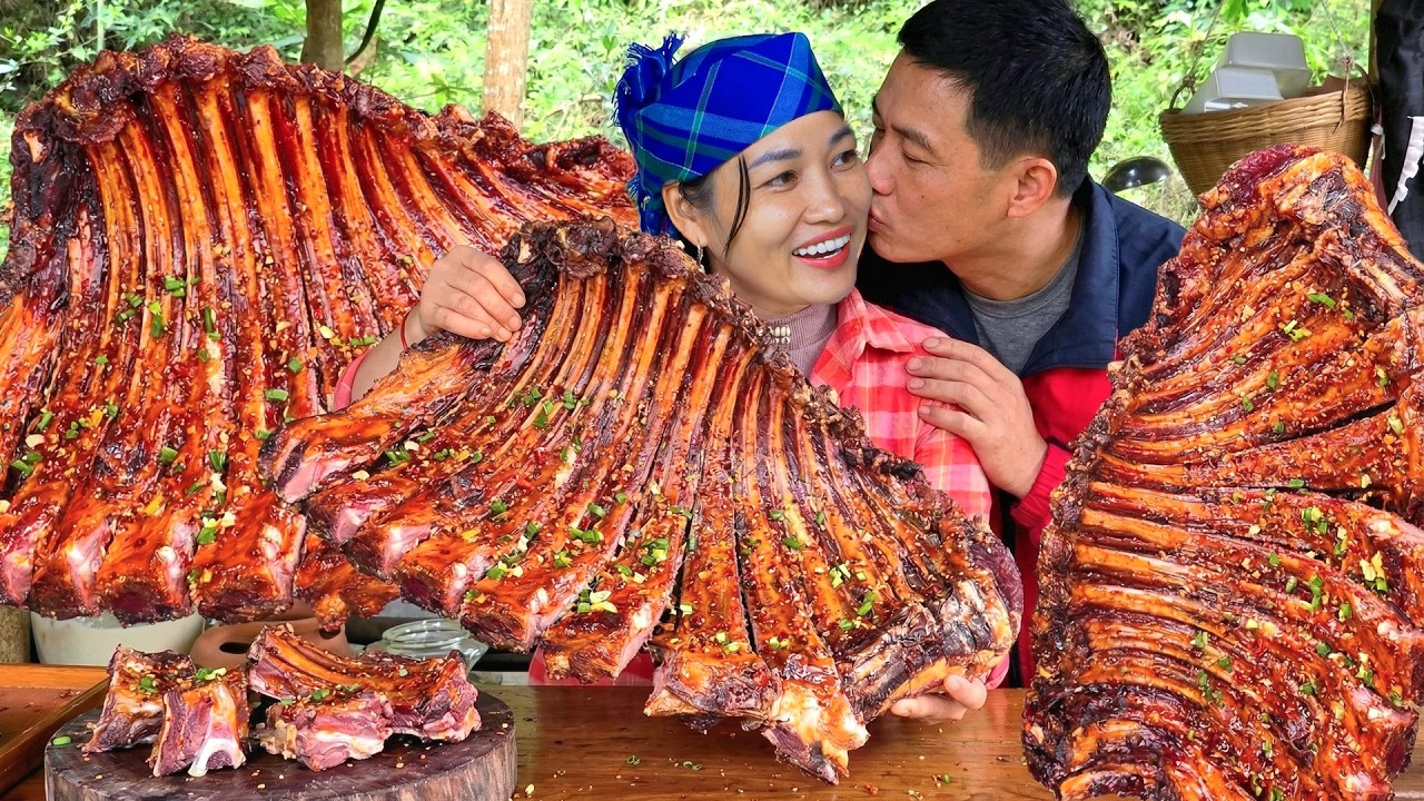 How to Make Smoked Beef and Rich Beef Noodle Soup Together with Happy family for Cozy Dinner Night