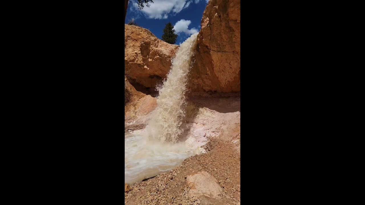 Mossy Cave and Tropic Ditch Waterfall in Bryce Canyon National Park