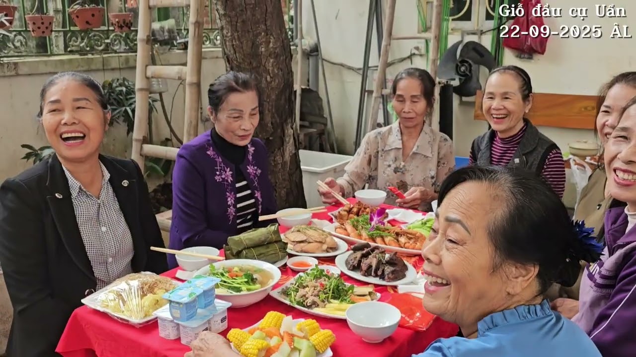 Cỗ giỗ đầu cụ Nguyễn Trung Uẩn 22-09-2025 âm lịch