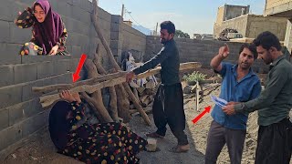 Clues of Love: Zeinab's Story and Asghar's Efforts