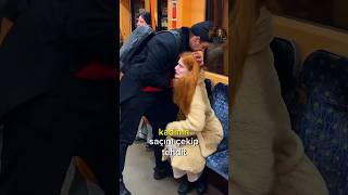 İnsanlar Metrodaki Zorbaya Karşı Ayaklandı