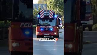 [Dachstuhlbrand in Weddingstedt!] #einsatzfahrt #feuerwehr #brand #löschzug