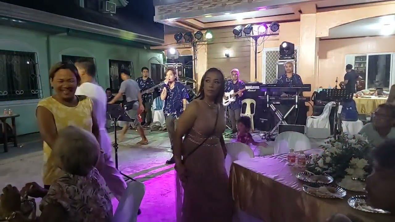 RNB D'SIDESTREET BAND @ BRGY. BUTTONG, LAOAG CITY I.N.