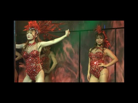 バーレスク東京 Burn バーン メアリ(中央) 新成人イベント