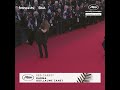 Vincent Macaigne et Laeticia Casta attirent l'attention sur le tapis rouge !