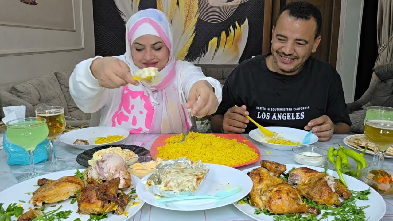 جوزي بيتشملل عليا وخد فلوسي💵ولو اتكلمت يقولي احسن وانا عامله له فرختين انصاص ومكرونه بشاميل بالفراخ