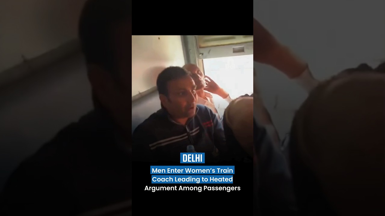 Men Enter Women’s Metro Coach Leading to Heated Argument Among Passengers 👍 