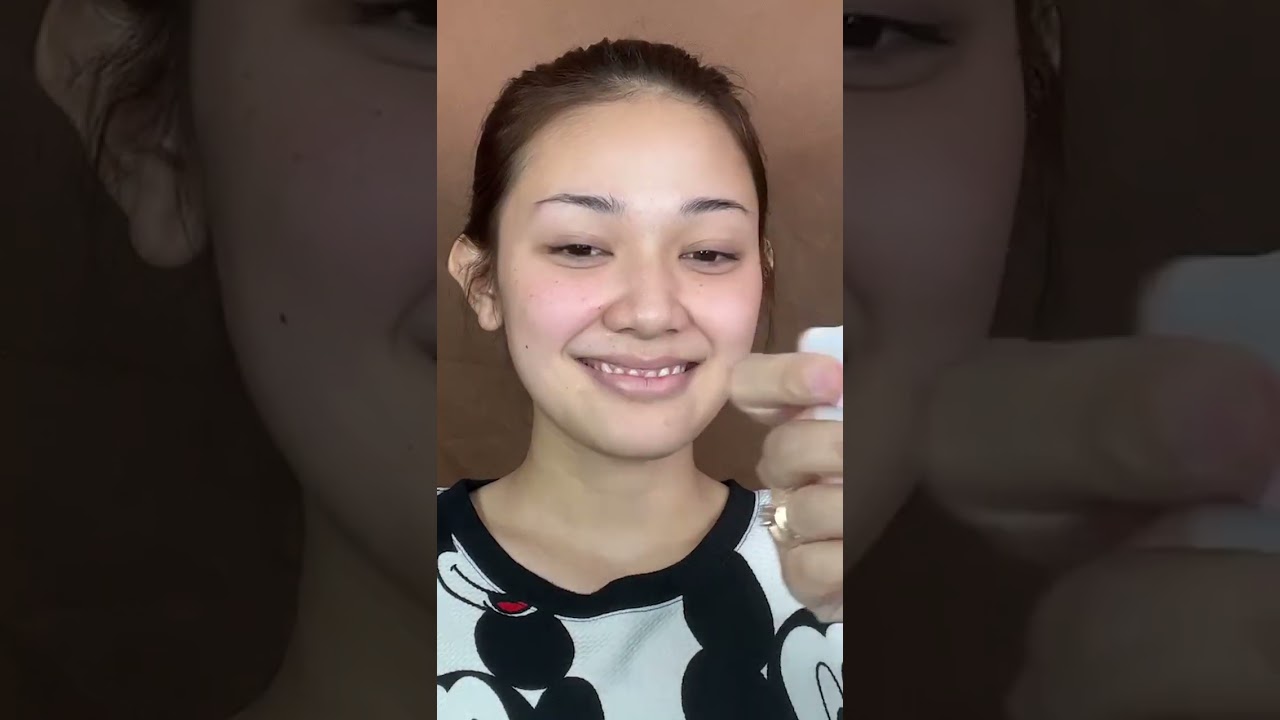 PROSES MAKEUP BY DEWI TIAN 85 MAKEUP ARTIS INDONESIA