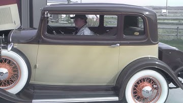 1932 Studebaker St. Regis Brougham Start & Run Video