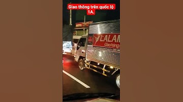 Tình hình giao thông trên quốc lộ 1A khu vực Ngã Tư Ga hướng đi miền Tây.