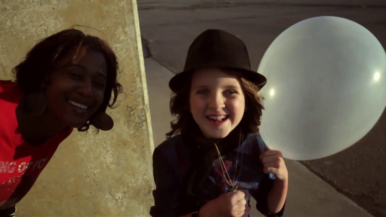 Michael Jackson Duet with Akon - Hold My Hand  backwards