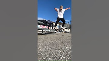 frontside noseslide 270 out