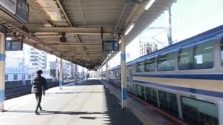 総武快速線255系特急しおさいと、総武快速線E235系1000番台快速千葉行を撮った。船橋駅