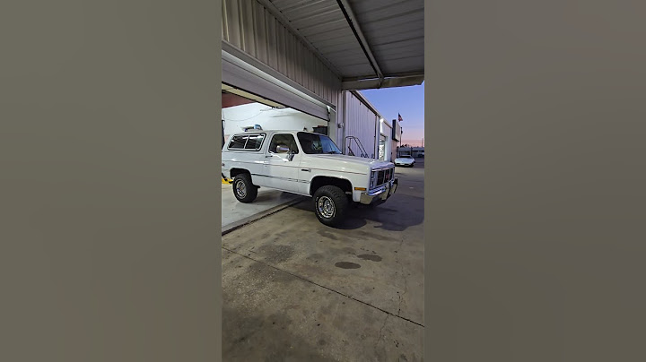 Could you see yourself in this old school GMC JIMMY? WELL GUESS WHAT!? ITS FOR SALE!! #sale #online