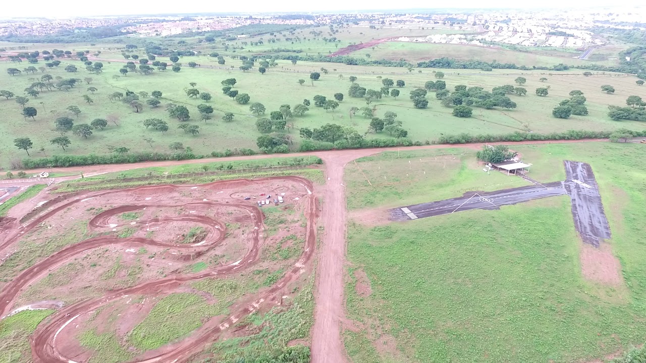 Passeio pelo Clube Caça e Pesca Itororó de Uberlândia - YouTube