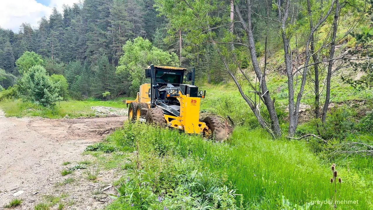 Как Deere Grader и оператор ремонтируют зеленые дороги #johndeere #grader #deere #motorgrader