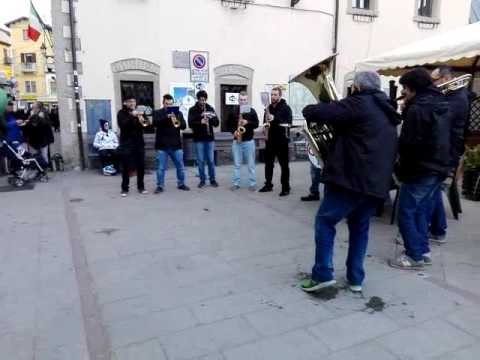 Video: I tony suonano musica?